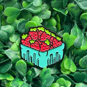 Strawberry Basket Enamel Pin – Cute Farmer’s Market Style