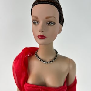 Tonner by Tyler Wentworth &quot;Holiday Gala&quot; 2002