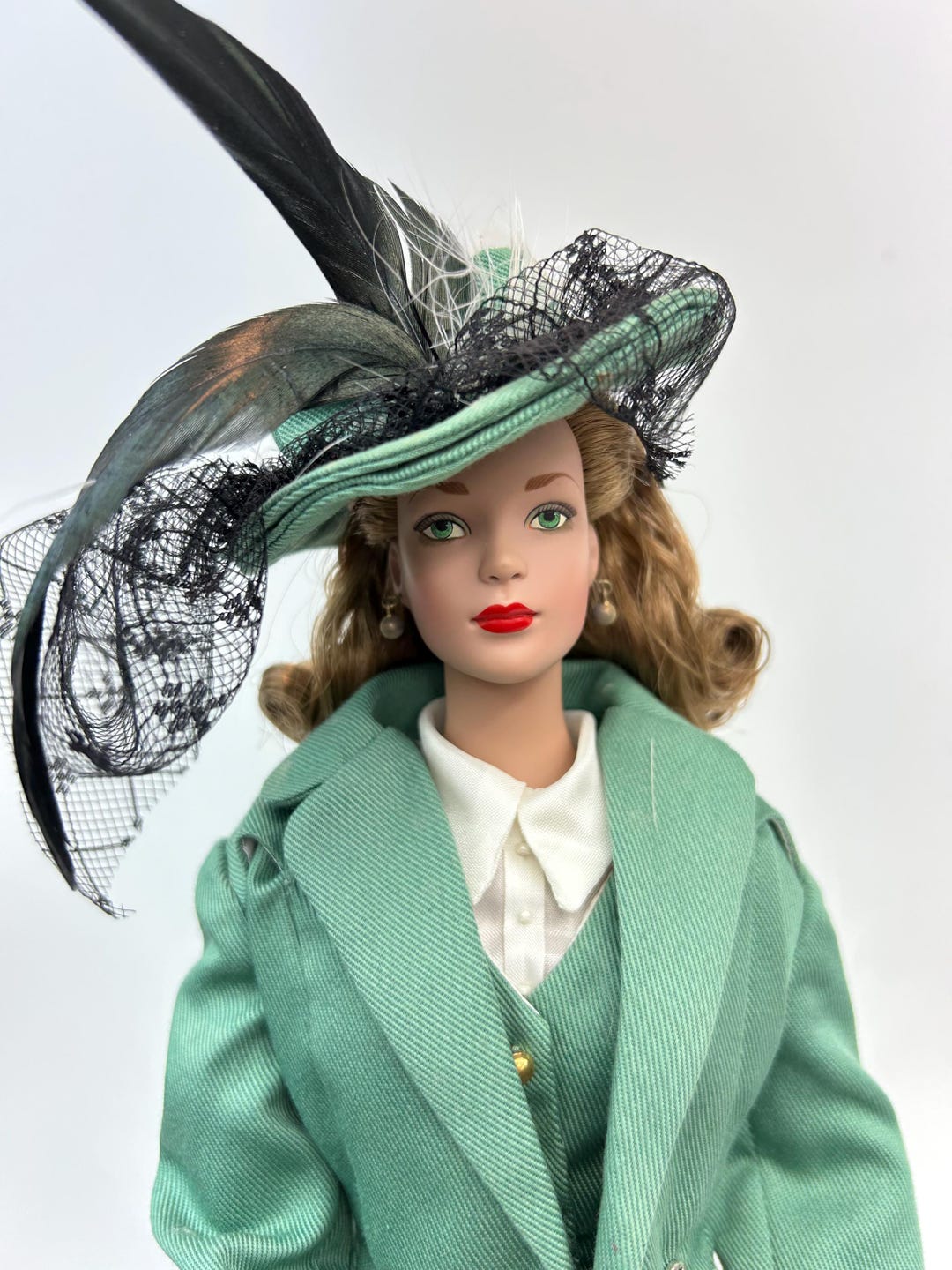 TDLM Tyler Wentworth Le Petit Ensemble Noir 16″ – Doll Peddlar