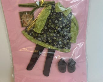 Conjunto de ropa para la muñeca Patsy "Ama leer" de Robert Tonner, 2015.