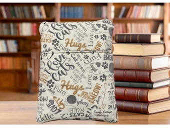 Quilted I love Cats Book Sleeve for Medium book and also fits a Kindle Paperwhite with zipper pull