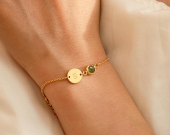 Custom Initial Birthstone Bracelet, Friendship Bracelet, Letter Birthstone Jewelry, Mom Gift, Engraved Disc Bracelet, Birthday Gift for Her