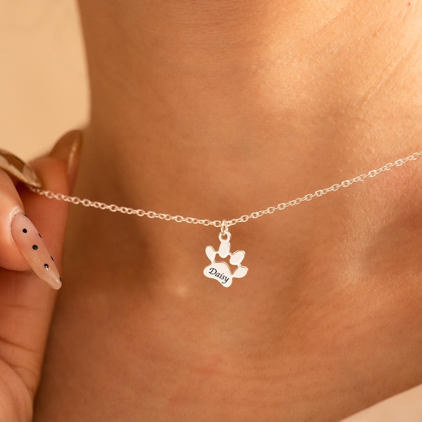 Personalized Engraved Paw Print Necklace, Custom Gold Name Necklace, Pet Memorial Necklace, Paw Charm Necklace, Gift for Her, Keepsake Gift