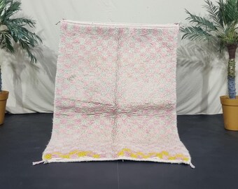 Handmade Pink Checkered Beni Ourain Rug: Berber Wool Carpet