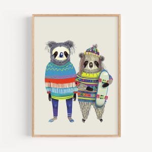 Stampa artistica con koala e procione che fanno skateboard - Illustrazione di animali colorati per la cameretta dei bambini e l'asilo nido