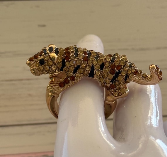 Tiger Statement Ring Ready to Pounce - image 7