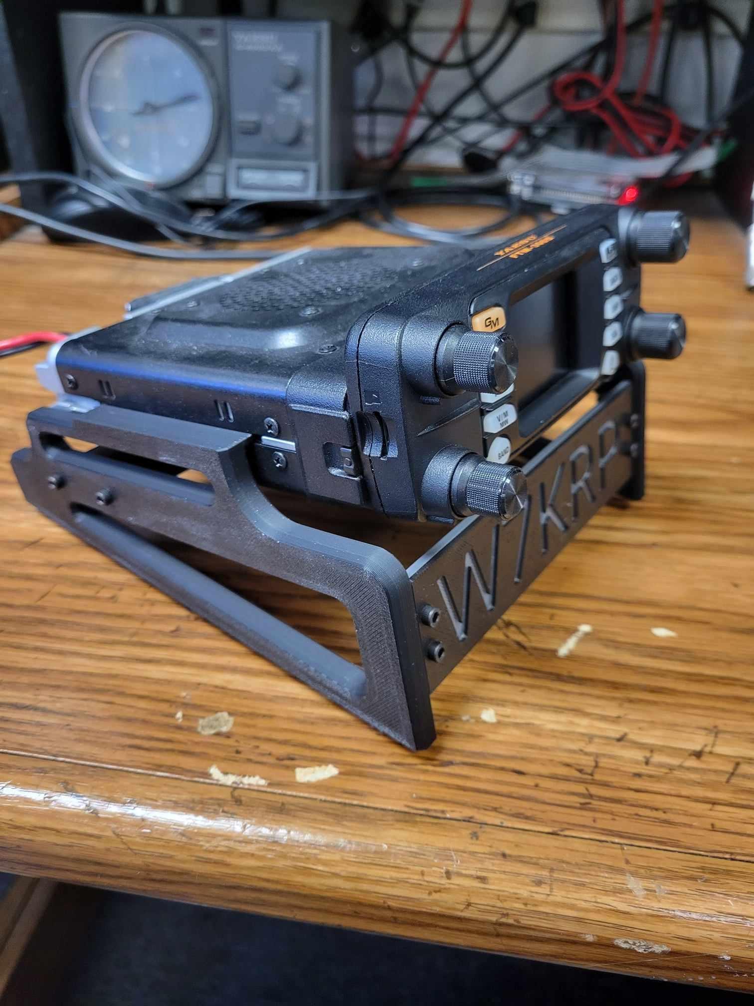 Yaesu FTM-300/FTM-200/FTM-6000R Custom Desktop Stand + Personalized ...