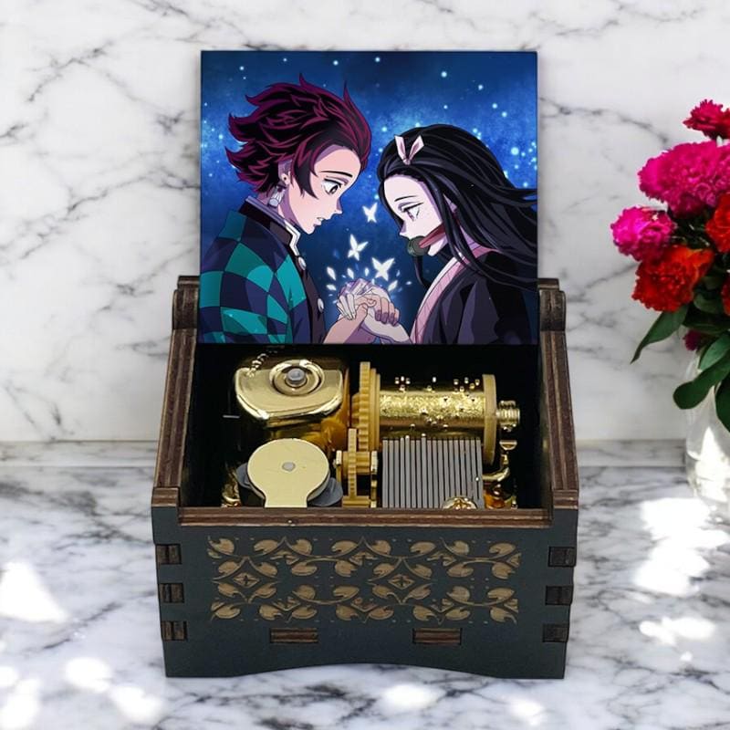 Demon Slayer Wind Up Music Box, Kimetsu no Yaiba, Kamado Tanjiro no Uta, Nezuko Zenitsu Inosuke Shohen Anime Show, Handcrafted Unique Gift