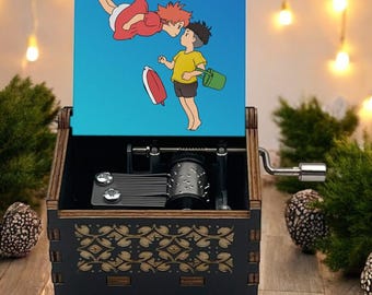 崖の上のポニョ オルゴール 手回し式 木製 彫刻入り