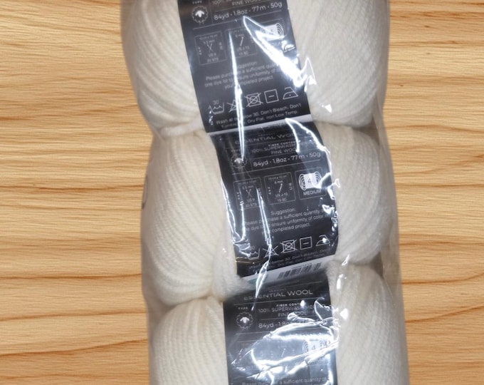 5 Pack KC Essential 100% Superwash Merino Fine Wool Yarn - Bright White - New - EW01
