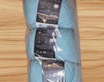 5 Skeins K+C Essential Wool Yarn – Aqua Mist Merino, Worsted Weight - EW39