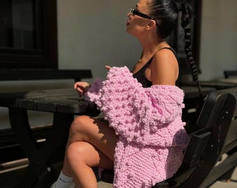 Cardigan lavorato a maglia rosa bubblegum fatto a mano: maglione spesso Y2K