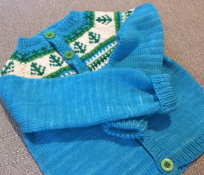 ready to post turquoise green toddler knit Hand knit Christmas tree buttoned cardigan