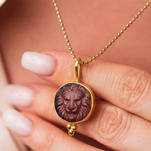 Enamel İntaglio Roman Leon Necklace  Silver jewelry, 24K gold over 925k Solid Silver, Gift For Her, handmade Necklace, Gift for her
