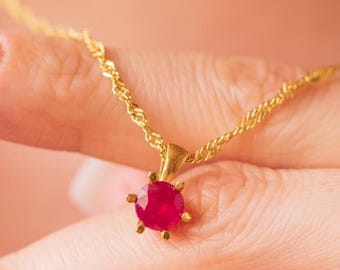 ルビー ペンダント ネックレス ゴールド 24K ゴールド ルビー ペンダント//ハンマー加工ゴールド ペンダント