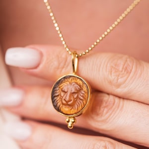 Enamel İntaglio Roman Leon Pendant Silver Jewelry - 24K Gold Over 925k Solid Silver - Gift For Her - Handmade Necklace - Gift for Her