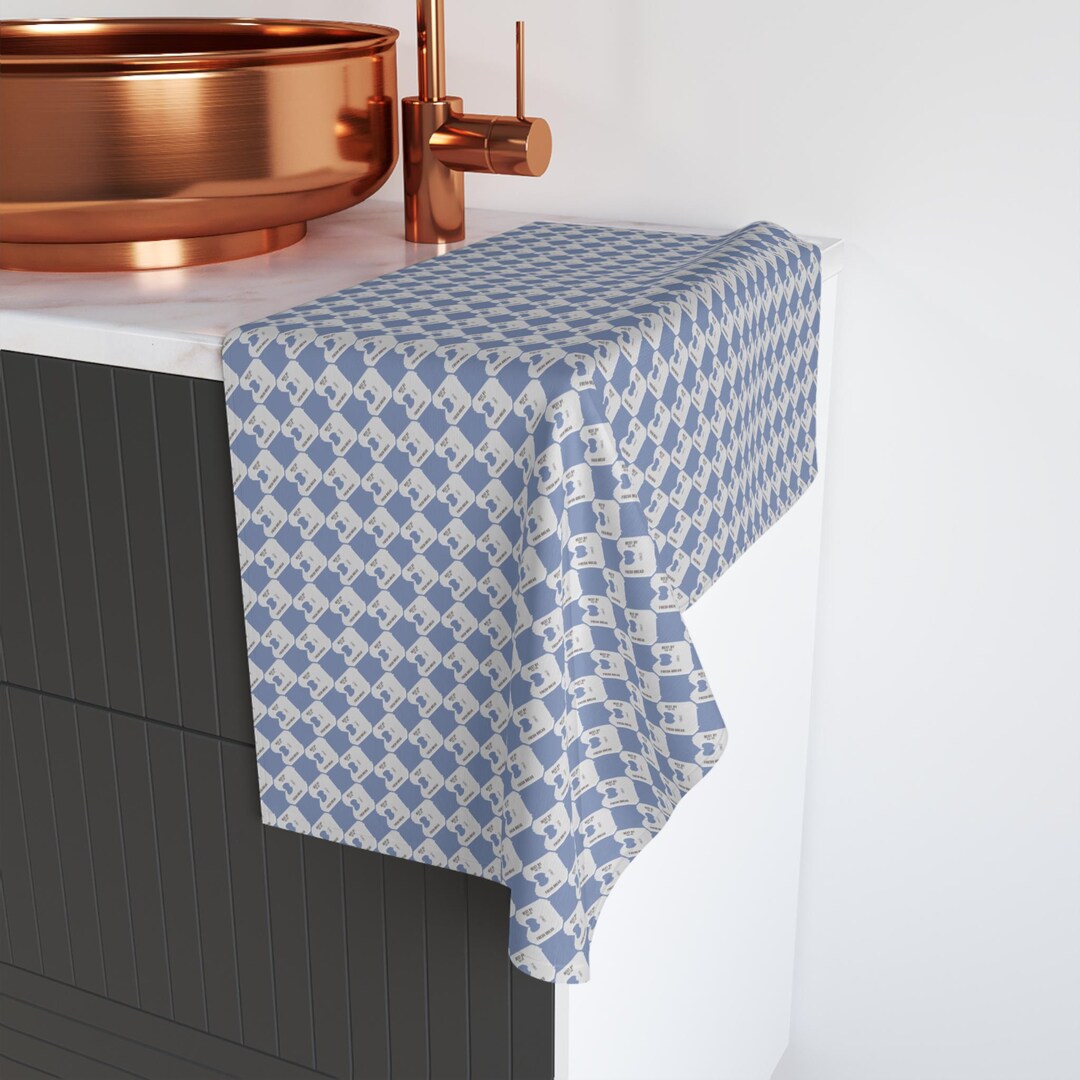 Look Close Soft Blue Bread Clip Houndstooth Pattern Hand Towel Perfect ...