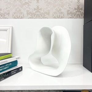 White Ceramic Möbius Sculpture – Abstract Minimalist Art Object, Contemporary Home Decor, One of a Kind