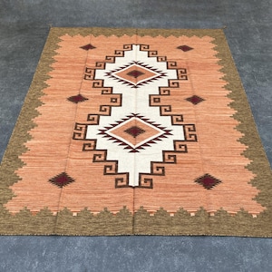 Alfombra Kilim de lana tejida a mano de 2,4 x 3 m, estilo bohemio, estilo escandinavo Dhurrie, alfombra vintage neutra tradicional para exteriores, mesita de noche y oficina.
