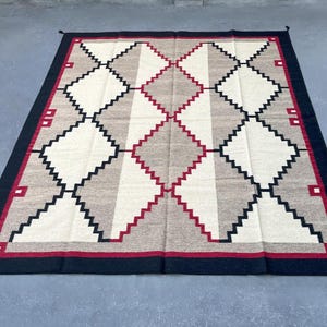 Alfombra Kilim de lana tejida a mano de 2,4 x 3 m, estilo bohemio, estilo escandinavo Dhurrie, alfombra vintage neutra tradicional para exteriores, mesita de noche y oficina.