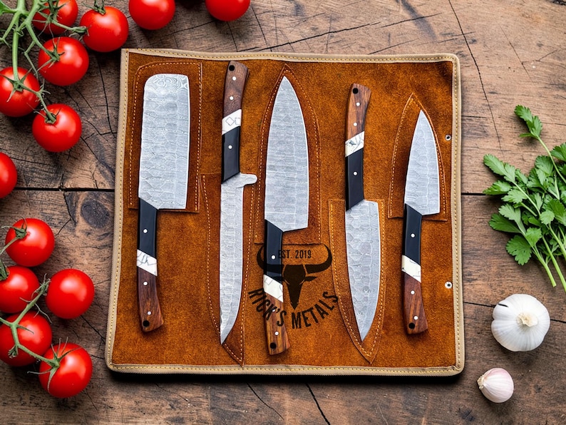 Unique Handmade Damascus Steel Chef Knives Set, Damascus chef knife, 5PCs set, Damascus kitchen knives Set, USA KNIVES BEST Gift for Him/Her Black & White Spacer