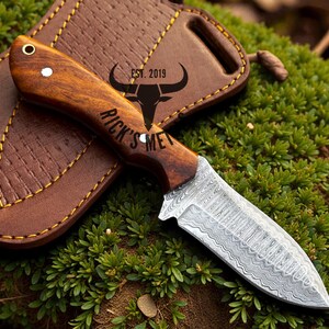 Full Tang Damascus Knife