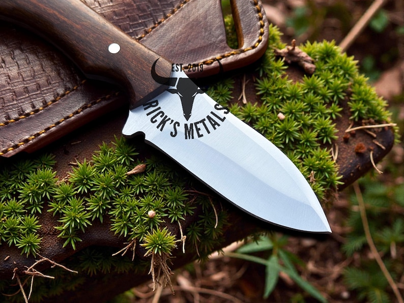 Razor Sharp Drop Point Knife