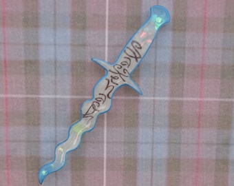 Sassenach Dagger, Blue & Pearly White, Outlander-Inspired, Wiggle Blade, Home Dec, Resin, Inclusions, Droughtlander, Claire