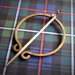 Outlander Inspired Penannular Brooch, Made to Order, Choose Metal, Celtic Shawl Pin, Re-enactment, Viking, Highlander, Ships from France