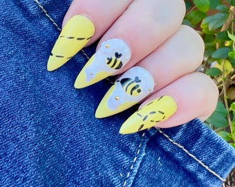 Yellow Bee Press On Nails Short Stiletto Matte | Cute Summer Floral Busy Mom Nails | Simple Everyday Reusable Glue On