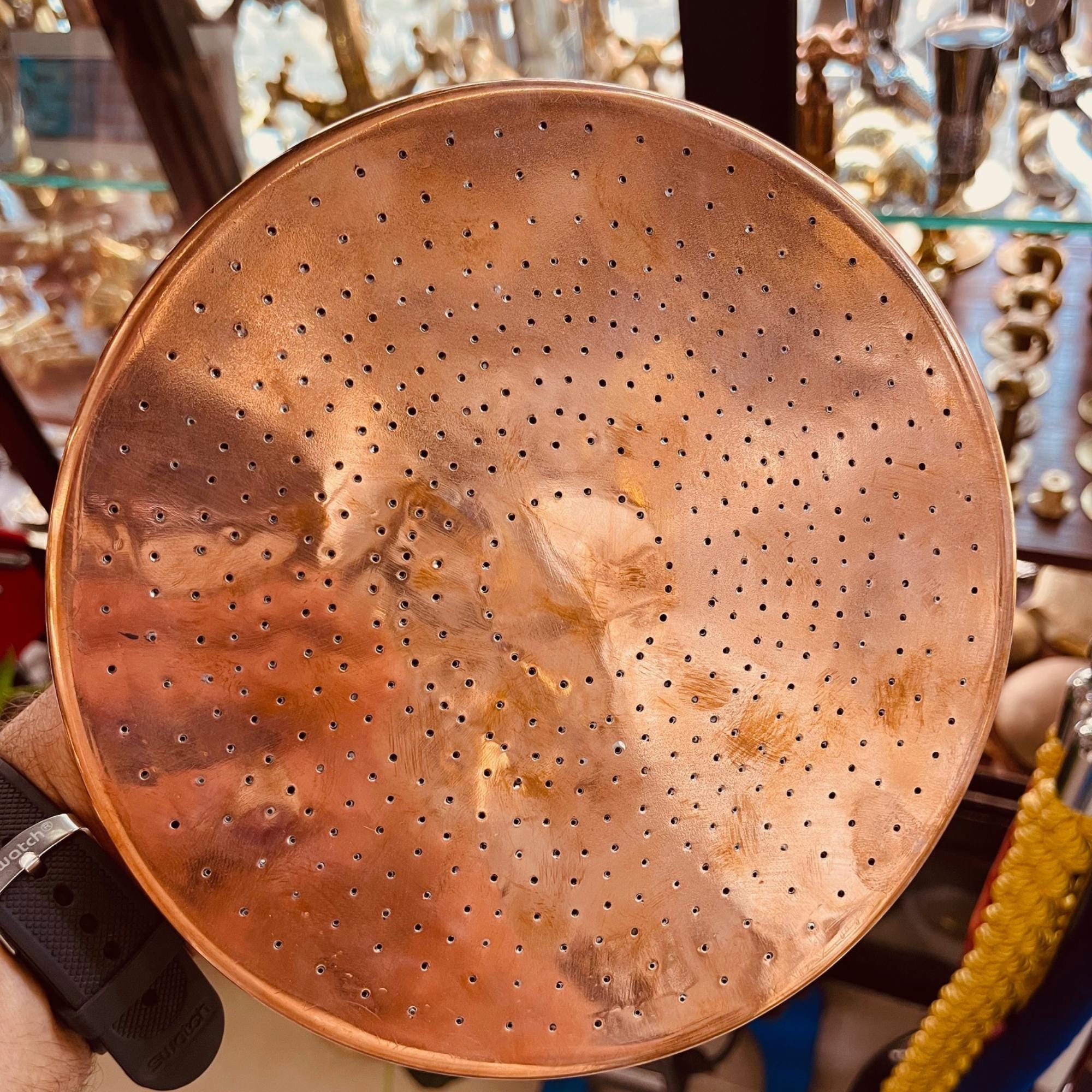 Unlacquered Solid Copper Rain Shower Head, Large Round Handcrafted Design, Perfect for Outdoor Showers, Luxurious Solid Copper Finish.