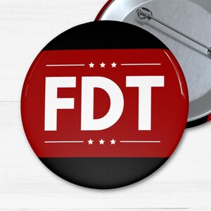 Jävla Donald Trump Knappnål, FDT, Anti Trump, Antifascist, Ät de rika, Krossa patriarkatet, Gåva till en vänsteranhängare, Progressiv, Aktivist