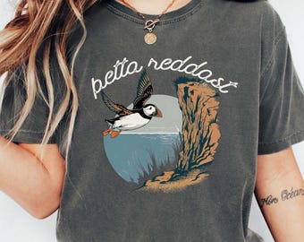 Iceland Puffin Shirt, Icelandic gift tshirt,  Þetta reddast tee, Puffin Lover t-shirt, iceland motto tee, Gift for an Icelander