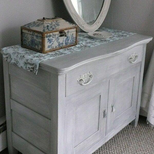 Farmhouse Cabinet Vintage Poppy Cottage