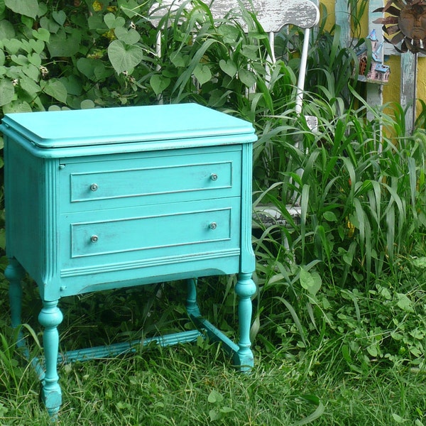 Vintage Cottage Table