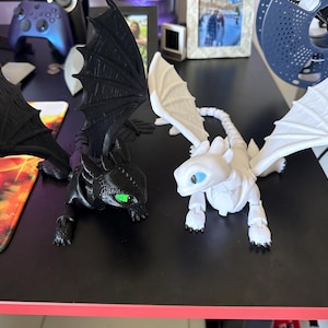 Articulated Toothless & Light Fury From How To Train Your Dragon