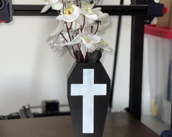 Jarrón de ataúd impreso en 3D: decoración gótica de Halloween, centro de mesa espeluznante