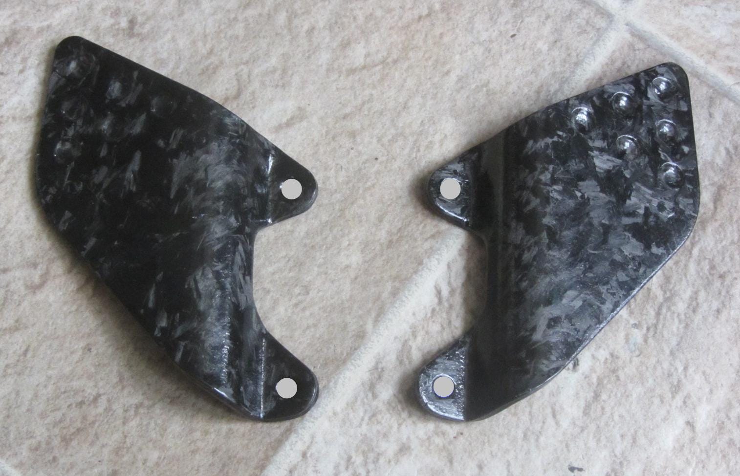 100% Glossy Carbon Fiber Heel Guard Plates For Kawasaki ZRX1100