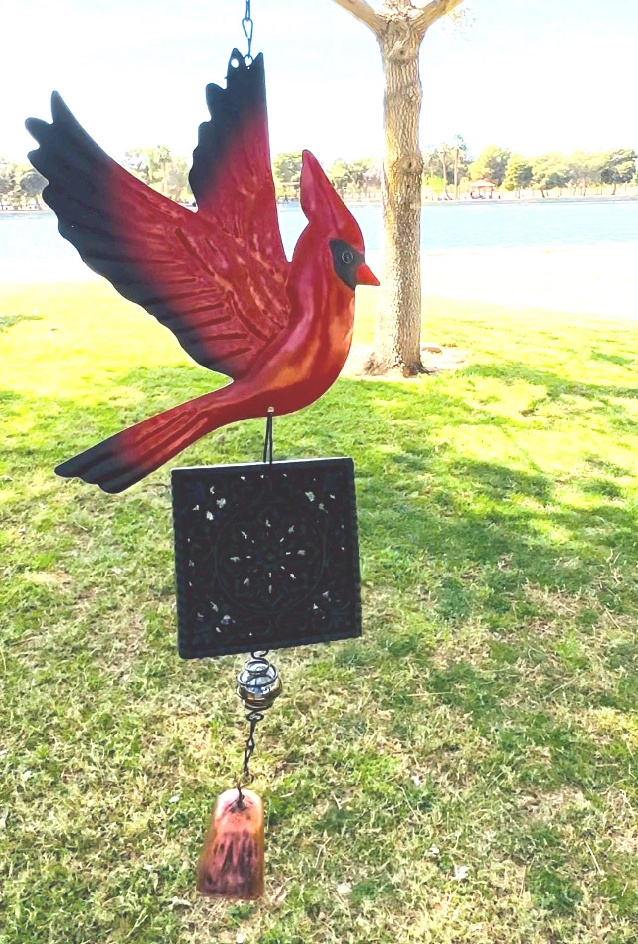 Cardinal Windspiel Aus Recyceltem Ahornholz – Wetterfeste Garten-Deko Aus Den USA
