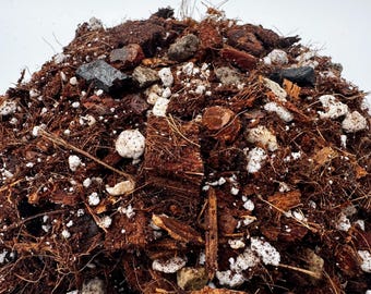 Chunky Aroid Potting Mix: Well-Draining for Tropical Houseplants