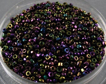 Vintage Cut  Glass Beads - Purple Iris