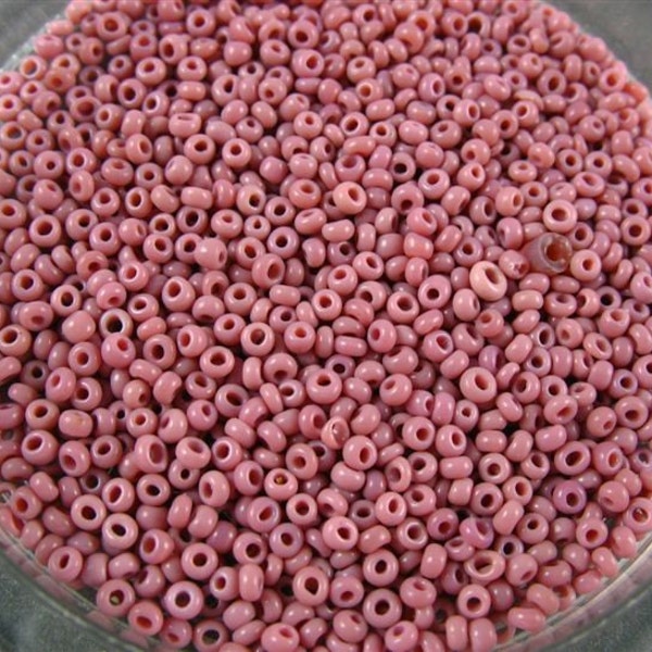 RESERVE Vintage Italian Glass Micro Seed Beads - Crow Pink