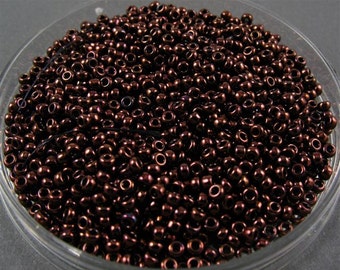 TOHO 11/0 Seed Beads  Beads - Metallic Plum