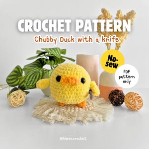 Chubby duck with a knife | Cute Amigurumi | PDF Crochet Pattern | Beginner Friendly | Häkelanleitung | No-sew pattern | Funny Meme Duck