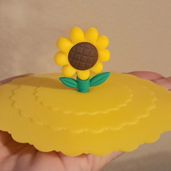 Yellow Sunflower Silicone Coffee Mug Drinking Glass Tea Cup Cover Lid Topper Lace Top Cap Design ~   Great for a Unique Gift