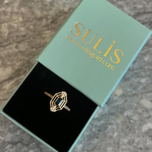 14K Solid Gold Emerald Ring- Emerald Ring- Gold Ring- Baguette shaped emerald ring- Emerald Engagement Ring- Birthstone Ring- Green Ring