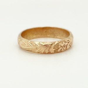 The Gold Blume Ring | Flower Band | Floral Style | Everyday Style Ring | Mother's Day Gift for Her | Mother's Day Gift for Friend