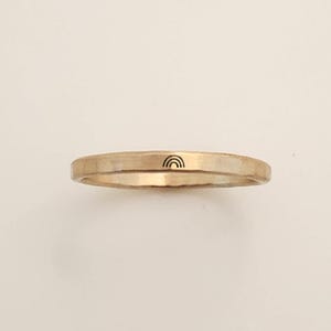 Regenboogring | 14 kt gold filled, gepersonaliseerd sieraad | Moederdagcadeau