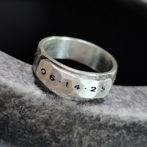 Sterling Silver Ring Men’s Nameplate Personalized Jewelry Customizable Gift for Him Stylish Minimalist Design