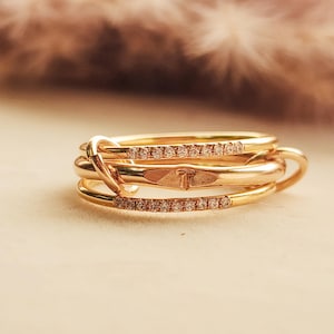 Initial Signet Connected Ring Set | Gold Stacking Rings for Women | Personalized Initial Jewelry & Linked Ring Stack